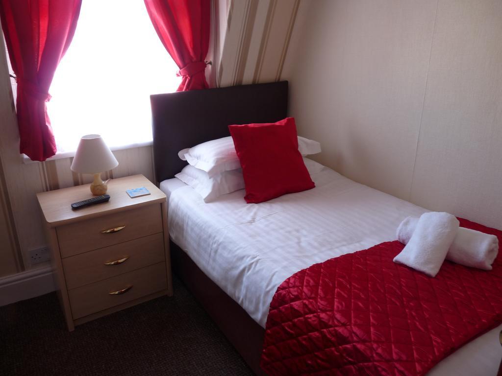 The Cumbrian Hotel Blackpool Esterno foto